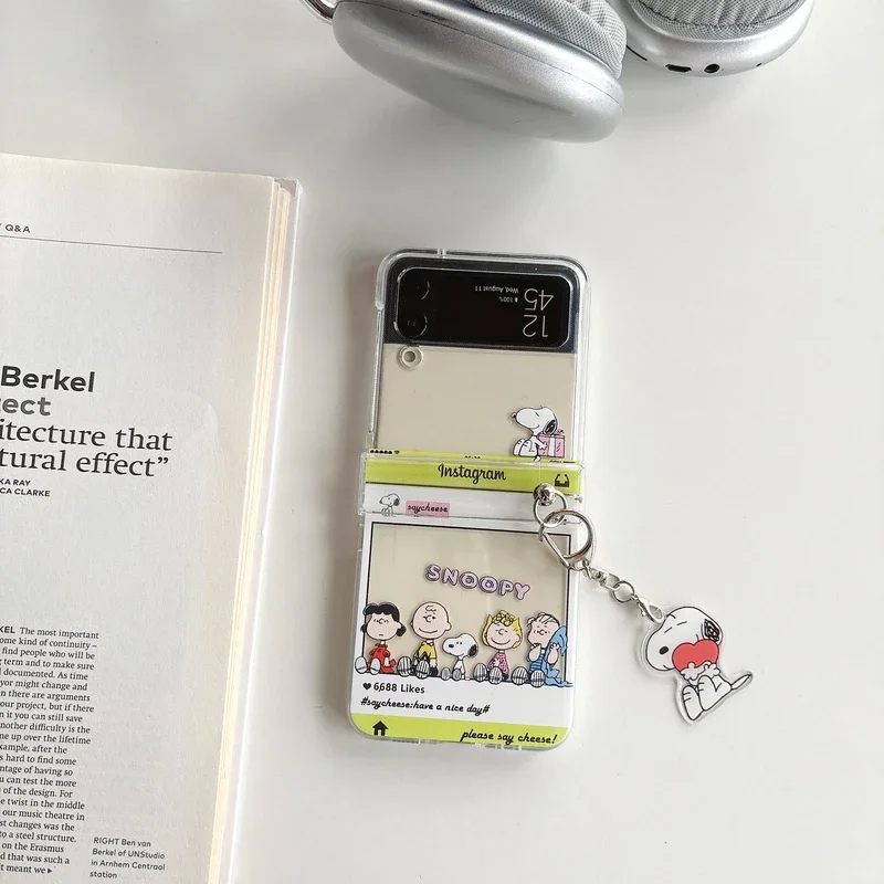 Cute Cartoon Snoopy Charlie Br - Phone Cases Z Flip 5 recension och pris